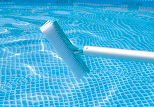 3 manieren om je zwembad schoon te maken!