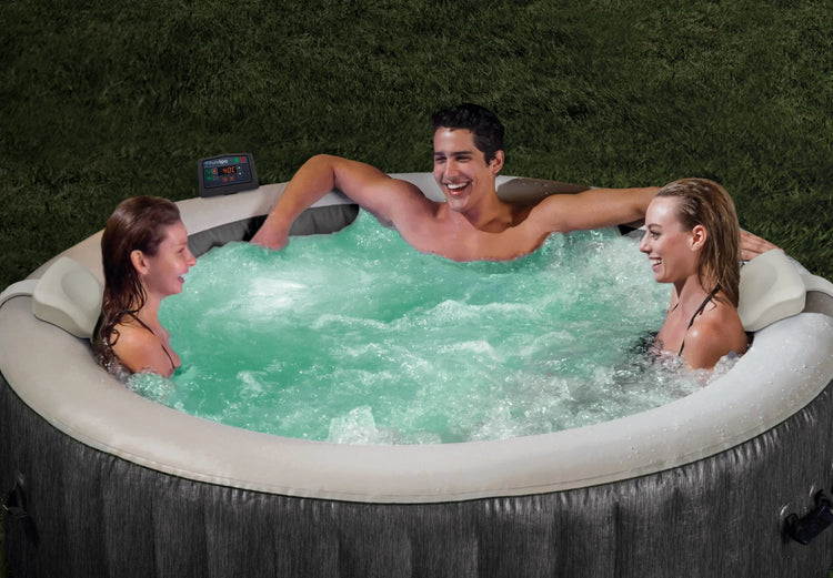4 redenen waarom je een jacuzzi in je tuin MOET hebben