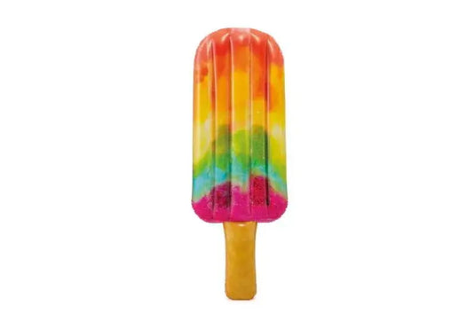 Een luchtbed van Intex in de vorm van een waterijsje met regenboogkleuren