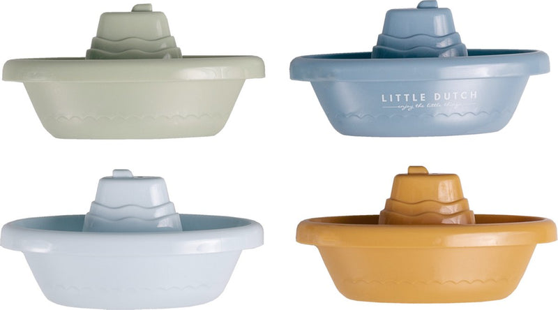 Laad afbeelding in galerijtoner, Vier bad bootjes van Little Dutch. De bootjes hebben de kleuren blauw, lichtblauw, groen en okergeel
